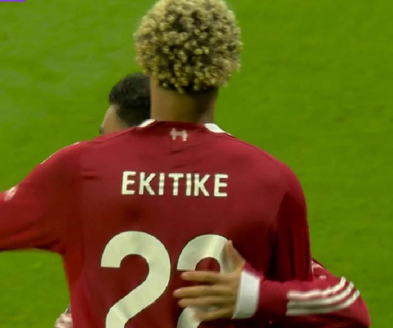 爱游戏官方网站 -纽卡斯尔清晨篮板制胜；志在全明星赛名次提升；信心回归；更衣室氛围转暖(奥尼尔扣碎篮板后比赛)